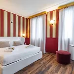 Ca' Morosini Konukevi 3*