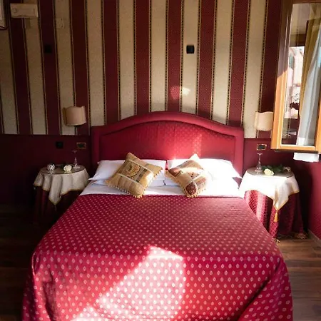 Ca' Morosini 1 & 2 Guest house