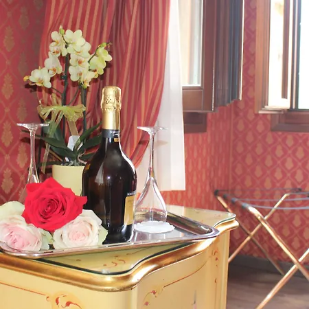 Ca' Morosini 3* Venice