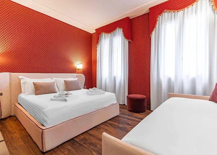 Ca' Morosini Pensión 3*