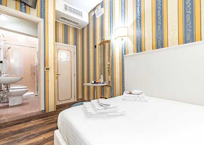 Pensión Ca' Morosini 3*